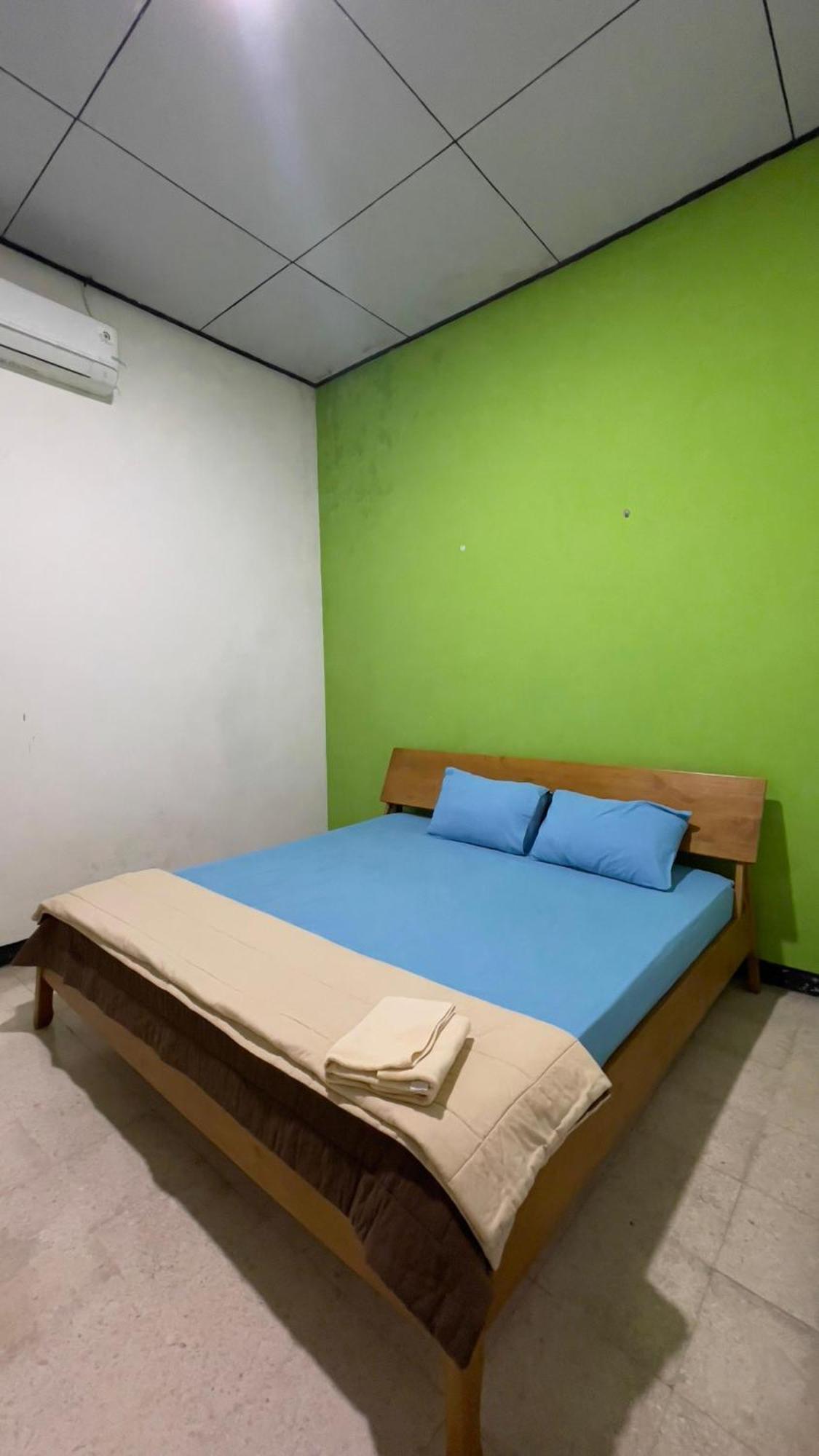 Posnya Seni Godod Art Gallery & Homestay Yogyakarta Exterior photo